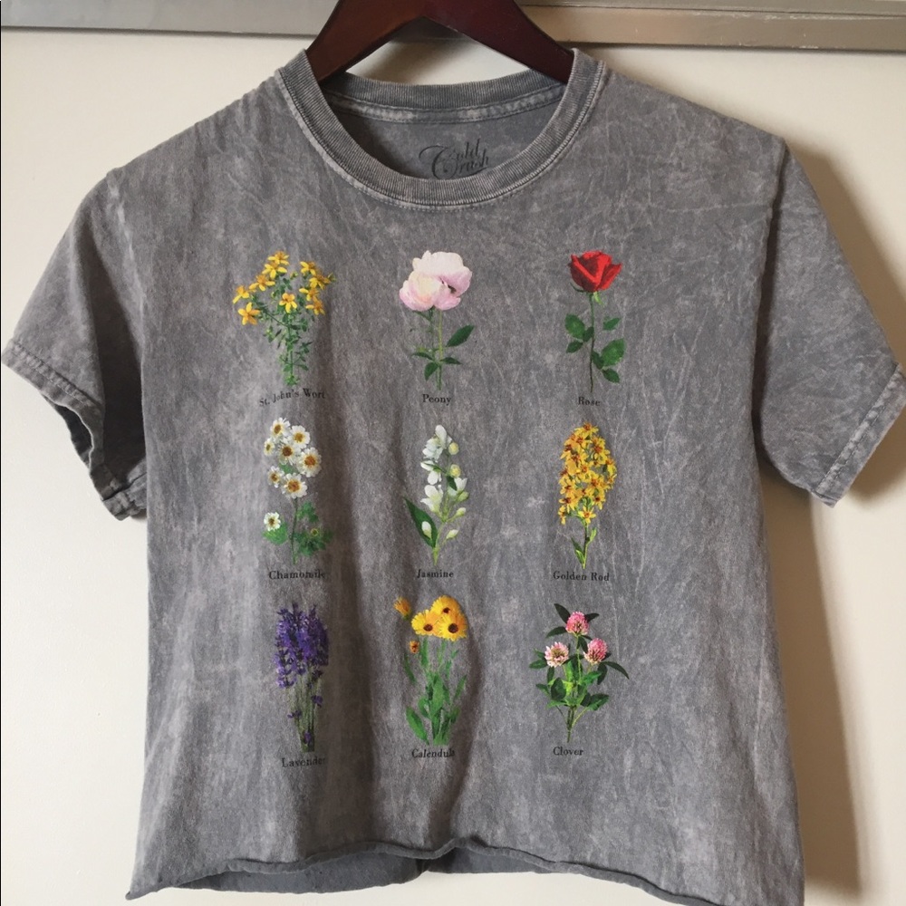 Cropped Floral Tee
